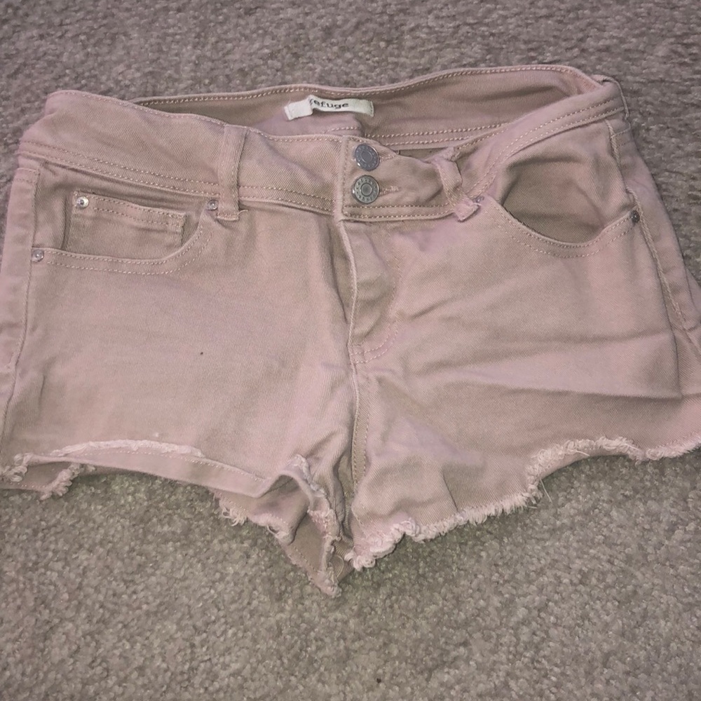 Refuge shorts